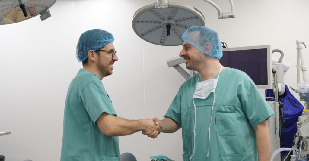 Neuroaxis-Provita: Neurochirurgia mai aproape de tine