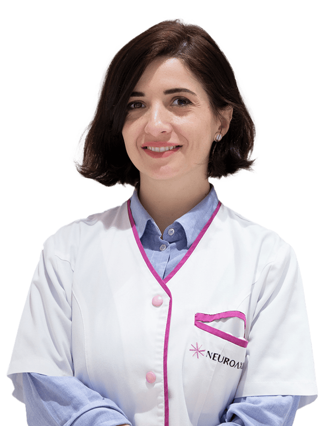 Portrait of Dr. Sandra Munteanu